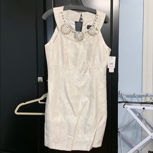 Cream detailed party dress
